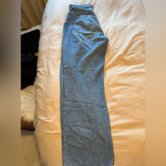 Abercrombie & Fitch Curve Love Loose Fit Medium Blue Jeans - Size 26 Regular - Picture 5 of 8